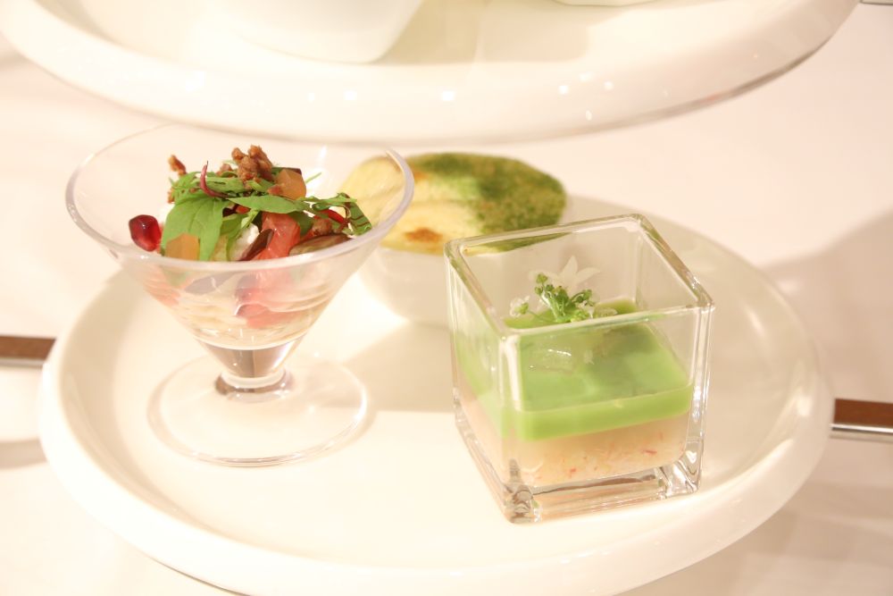 「British Summer Afternoon Tea」平日・税込み9,400円、土日祝日・税込み9,800円（いずれもサービス料含む）