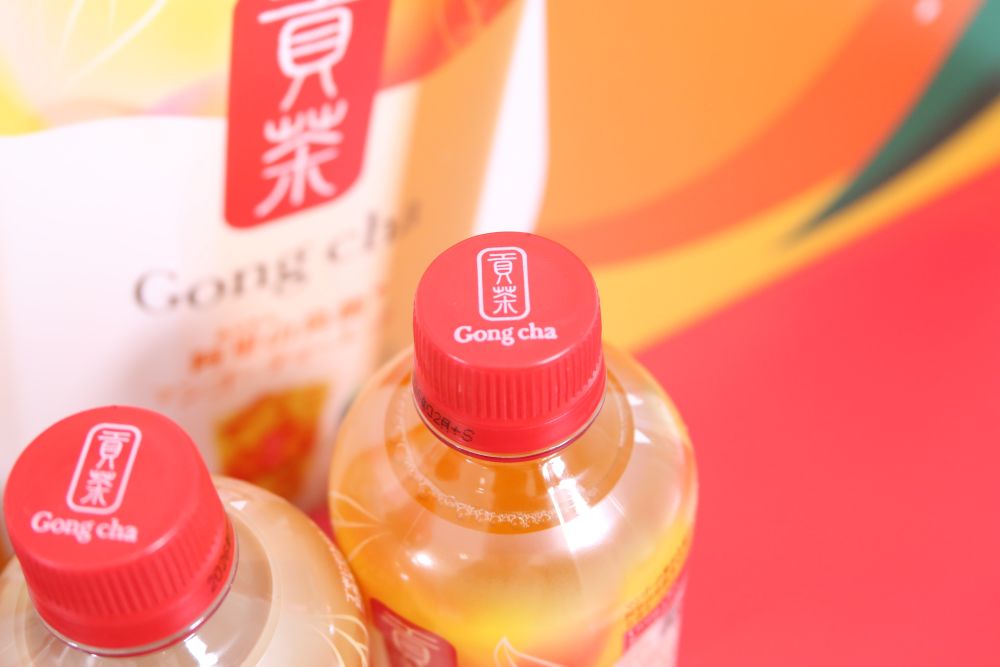 ゴンチャレッドを採用したペットボトルのキャップ