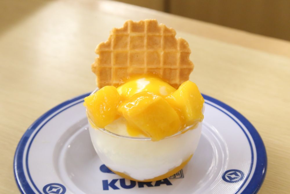 「別腹ちょこっとトロピカルマンゴーパフェ」税込み280円