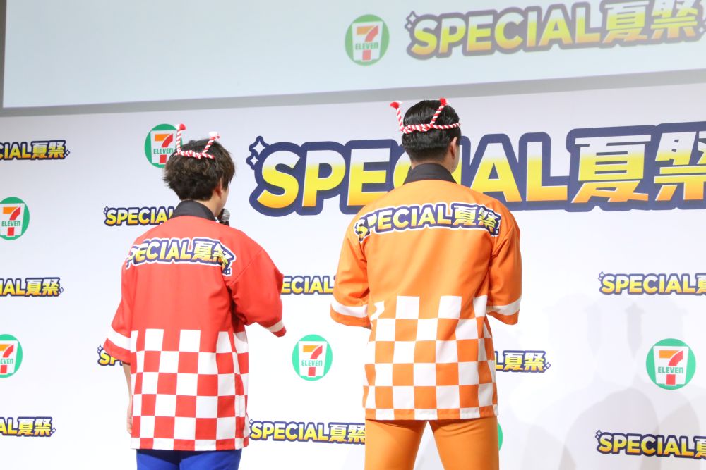 左からティモンディの前田裕太さん、高岸宏行さん