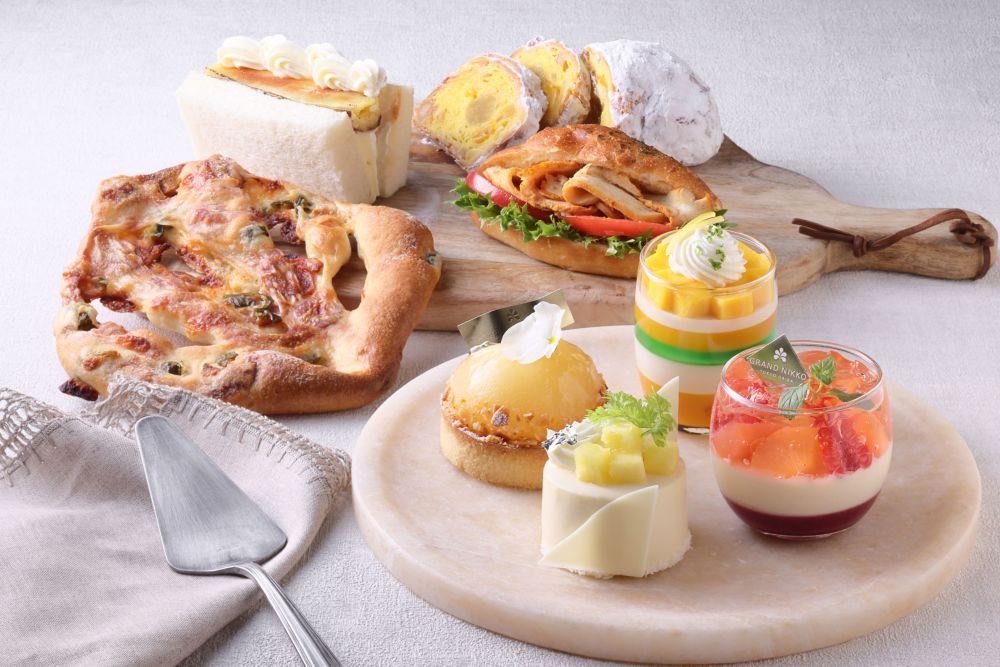 「夏のスイーツ&パン」イメージ