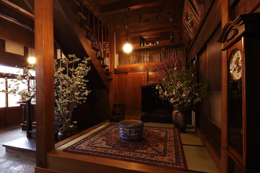「萬屋本店」イメージ