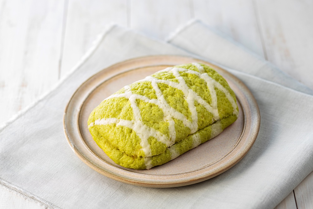 「茨城県産オトメメロン使用ホイップメロンパン」税込み205円