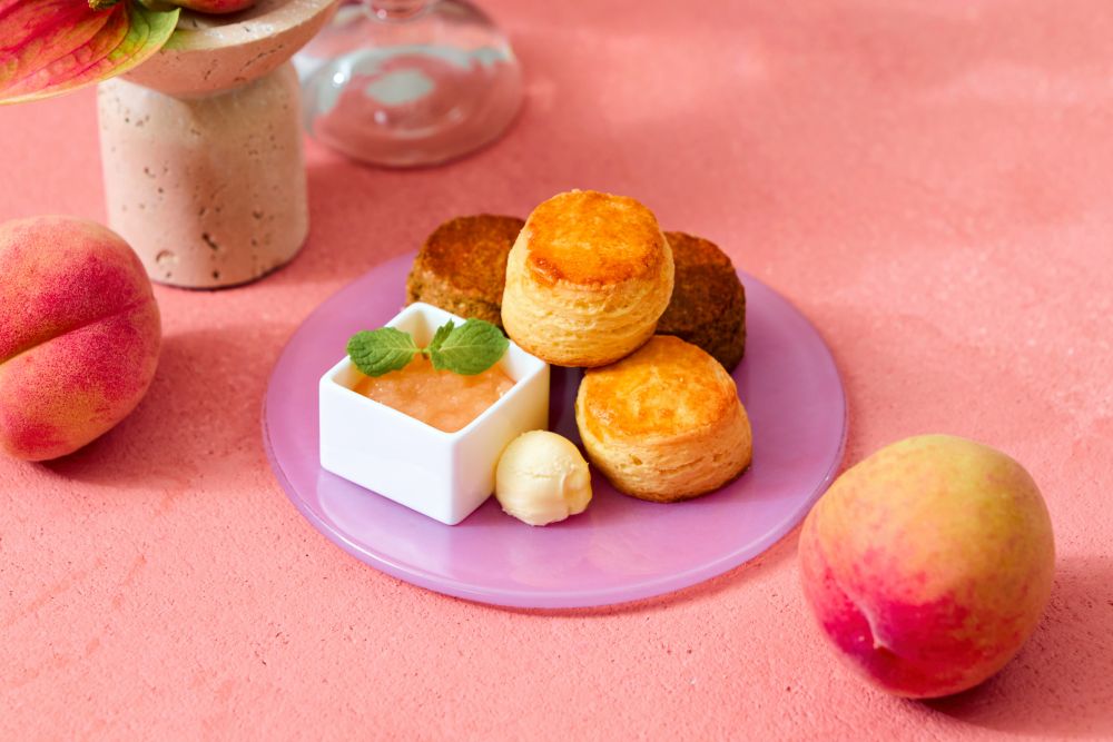 「ピーチ・パルフェ・アフタヌーンティー」イメージ