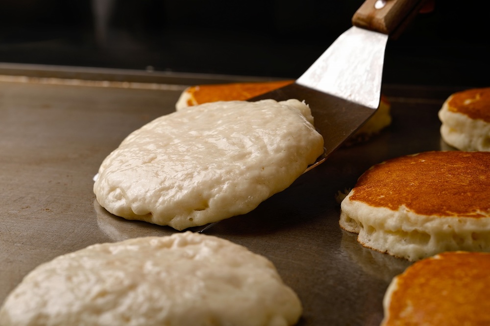 「コナズ珈琲」パンケーキイメージ