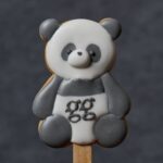 「コーヒー&バー ジーニー クラマエ」の「パンダアイシングクッキー」税込み650円