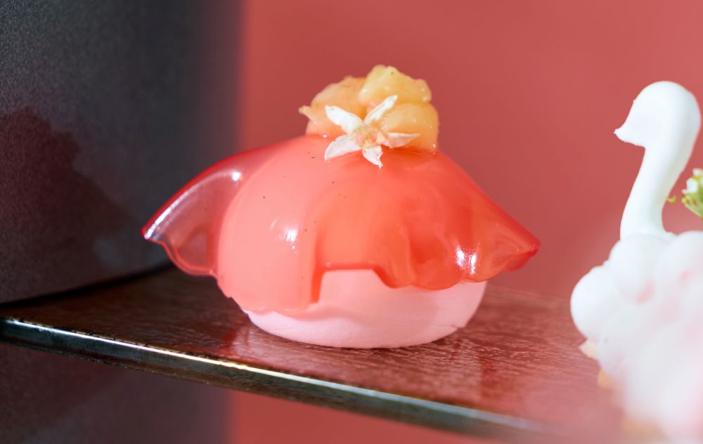 「ピーチ・パルフェ・アフタヌーンティー」イメージ