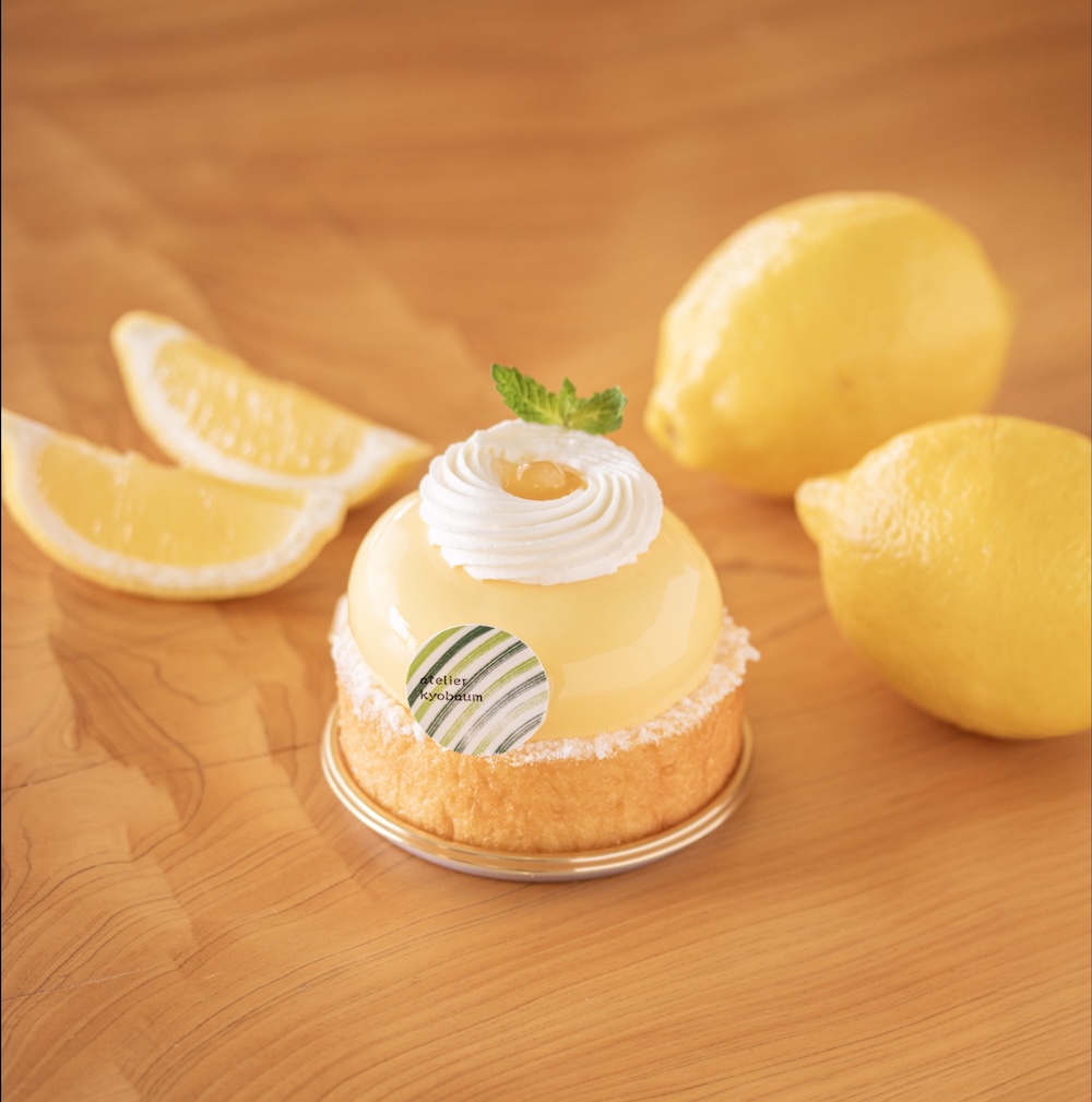 「ご褒美Baum⁺サマーれもん」1階「メインショップ」702円、3階「京ばうむcafe」715円