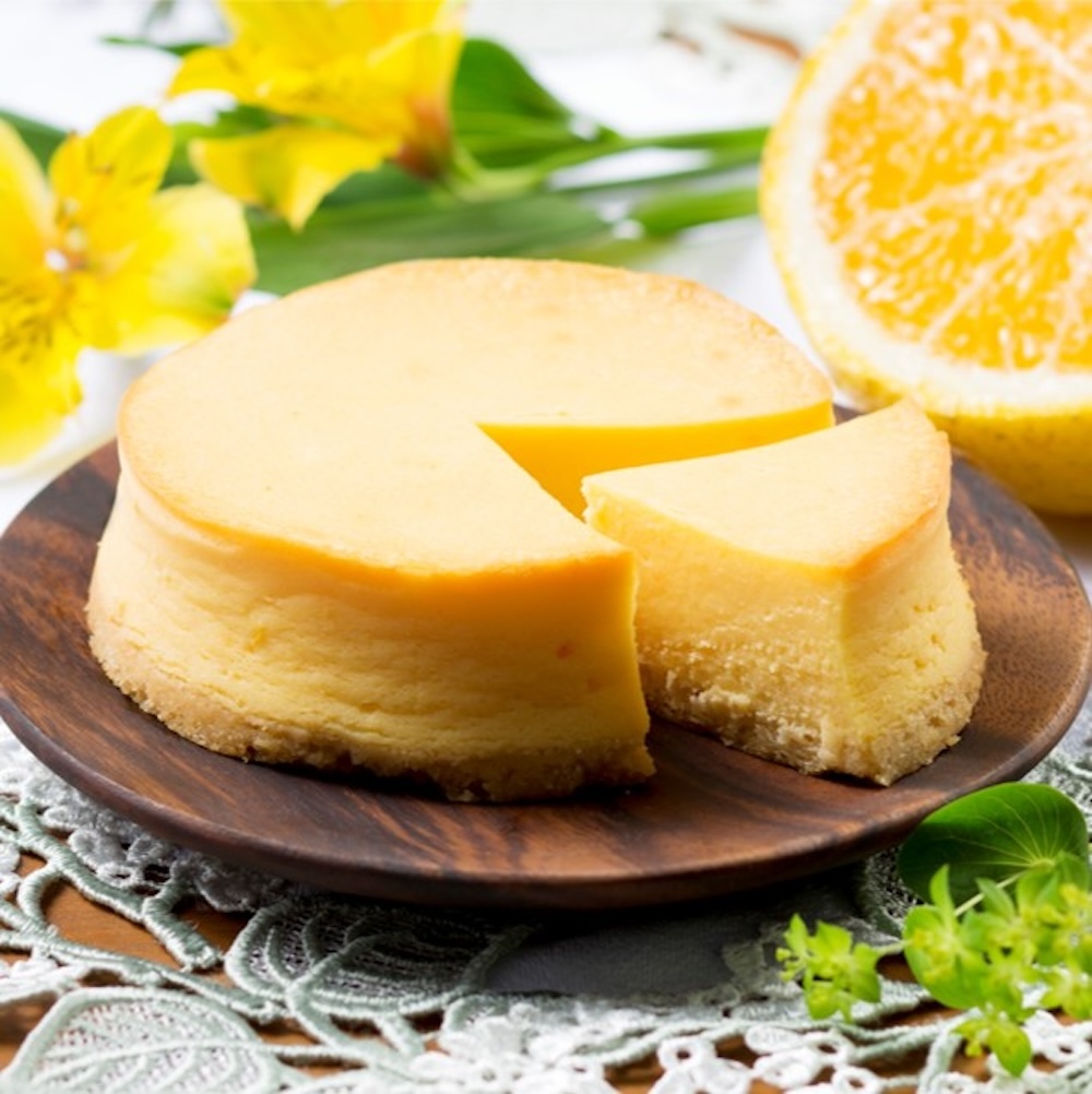 夏季限定「夏みかんフレッシュチーズケーキ」税込み2,268円