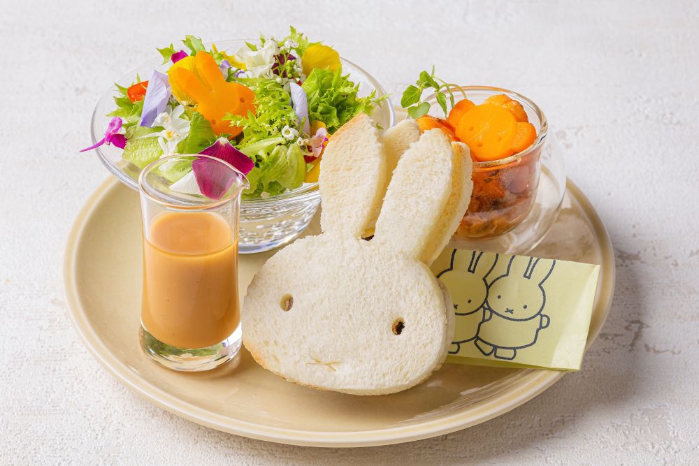 「”ミッフィーのKOBEさんぽ” アフタヌーンティーセット」税込み5,000円（サービス料含む）