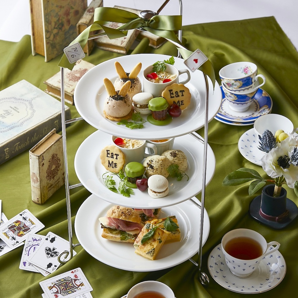 アフタヌーンティー「幻想の国のMad Tea Party」イメージ