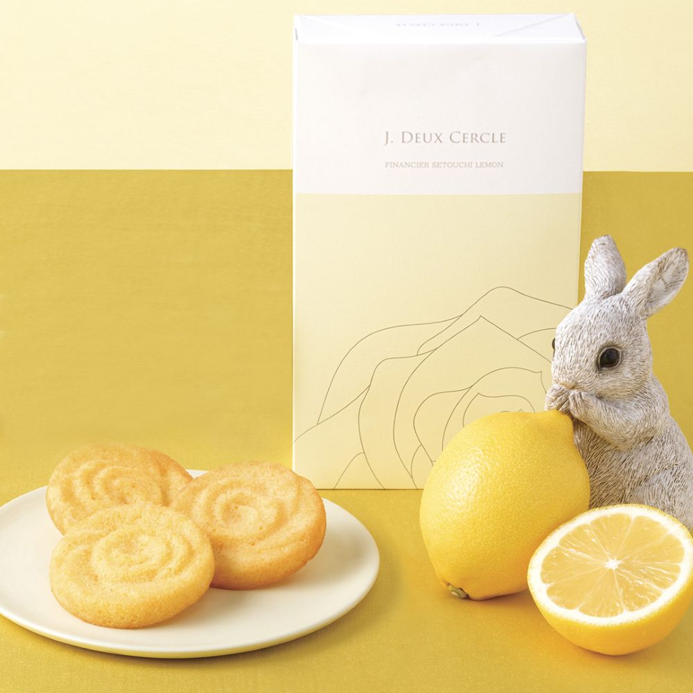 「ジェイ・ドゥ・セルクル（J.DEUX CERCLE）」にて販売中かつ無くなり次第終了の「瀬戸内レモンローズフィナンシェ」5個入り・税込み864円