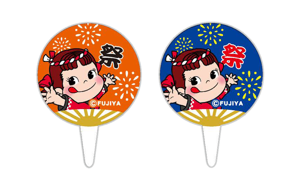 「うちわ風のお祭りペコちゃんペーパープレート2種（赤・青）」イメージ