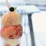 8月31日まで販売される「THE TOWER まるごと桃」税込み2,640円