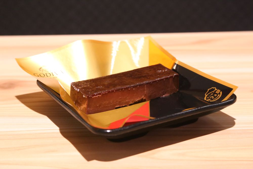 「濃香ショコラカタラーナ」税込み320円