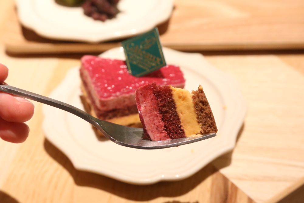 「カシスオレンジケーキ」イメージ