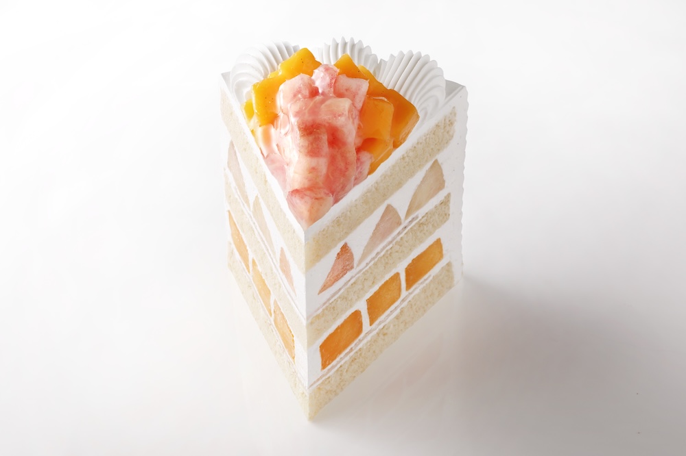 『「エクストラスーパーダブルショートケーキ（マンゴー&ピーチ）」イメージ