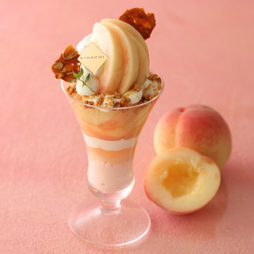 日比谷シャンティ限定「スペシャル ピーチパフェ」税込み2,750円
