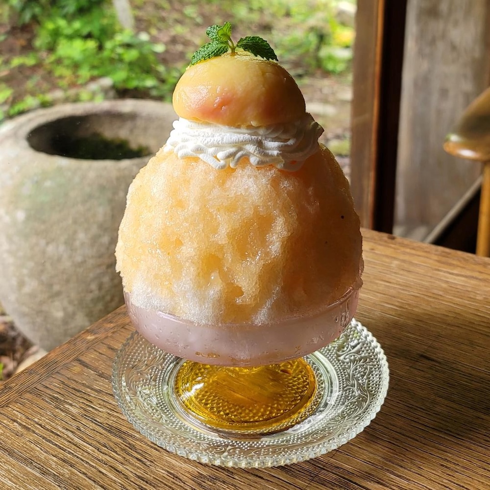 「吹上の森」で販売される各日50杯限定「まるごと桃とレアチーズケーキ」1,851円