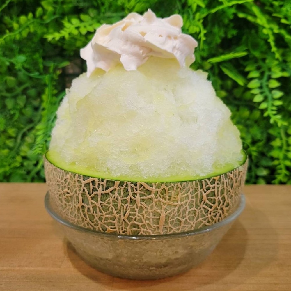 「未来氷カフェ」で販売される各日15杯限定「まるごとメロン」2,551円