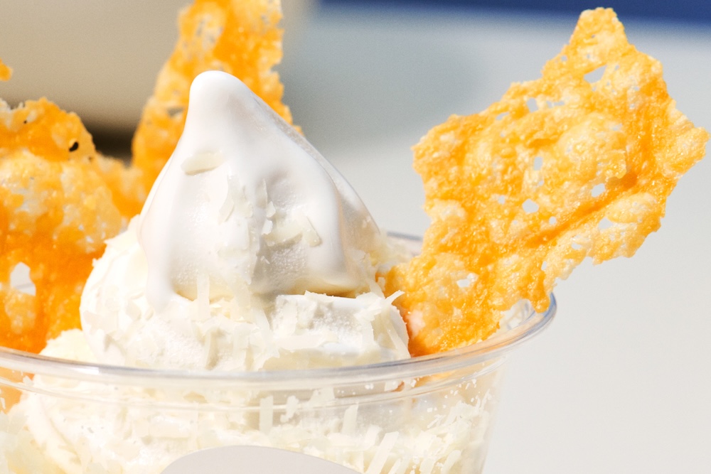 「ベイクTHEソフトクリーム ダブルチーズ」イメージ