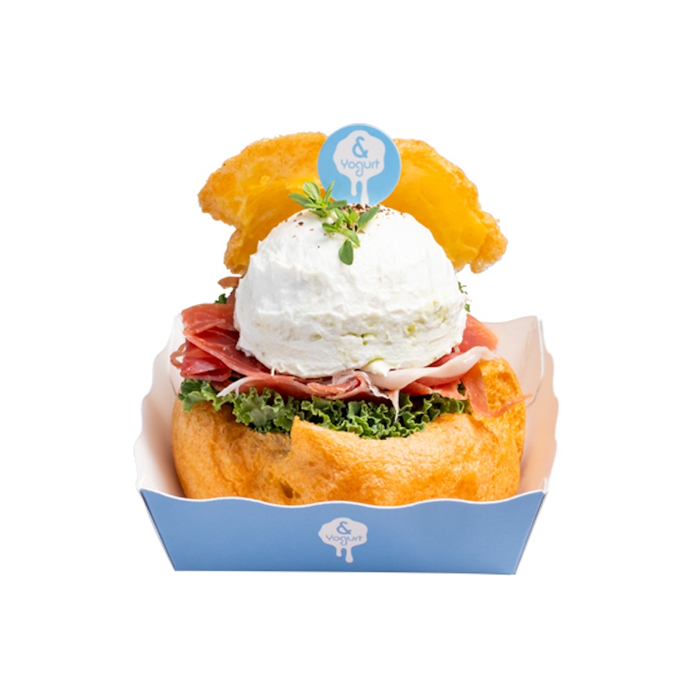 「バジル&ハモンセラーノ」税込み880円