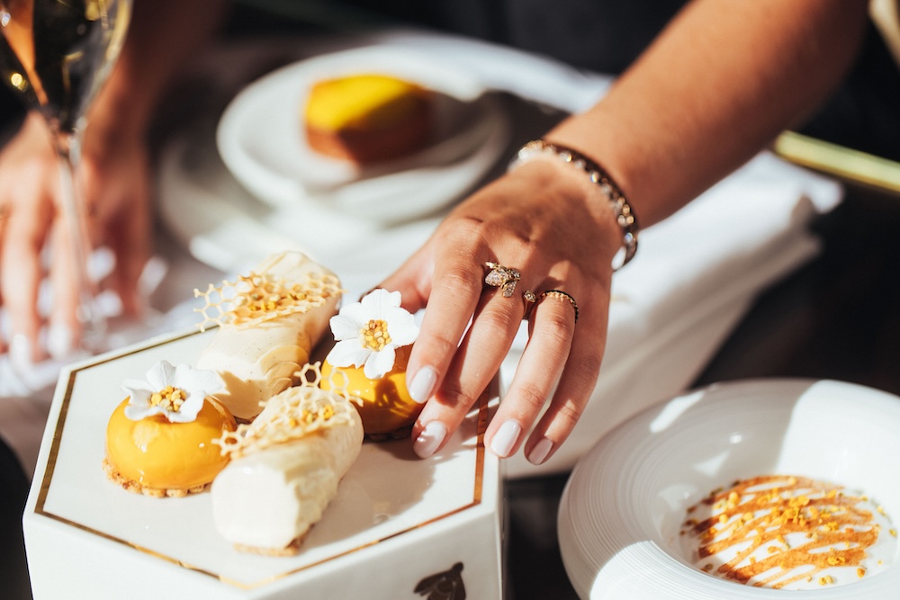 "Afternoon Tea Special Edition with CHAUMET" Image