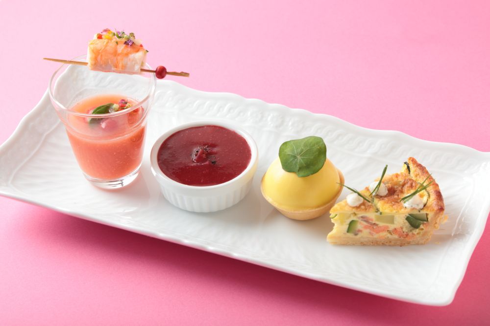 「PANDORAアフタヌーンティー」税込み6,000円（サービス料含む）