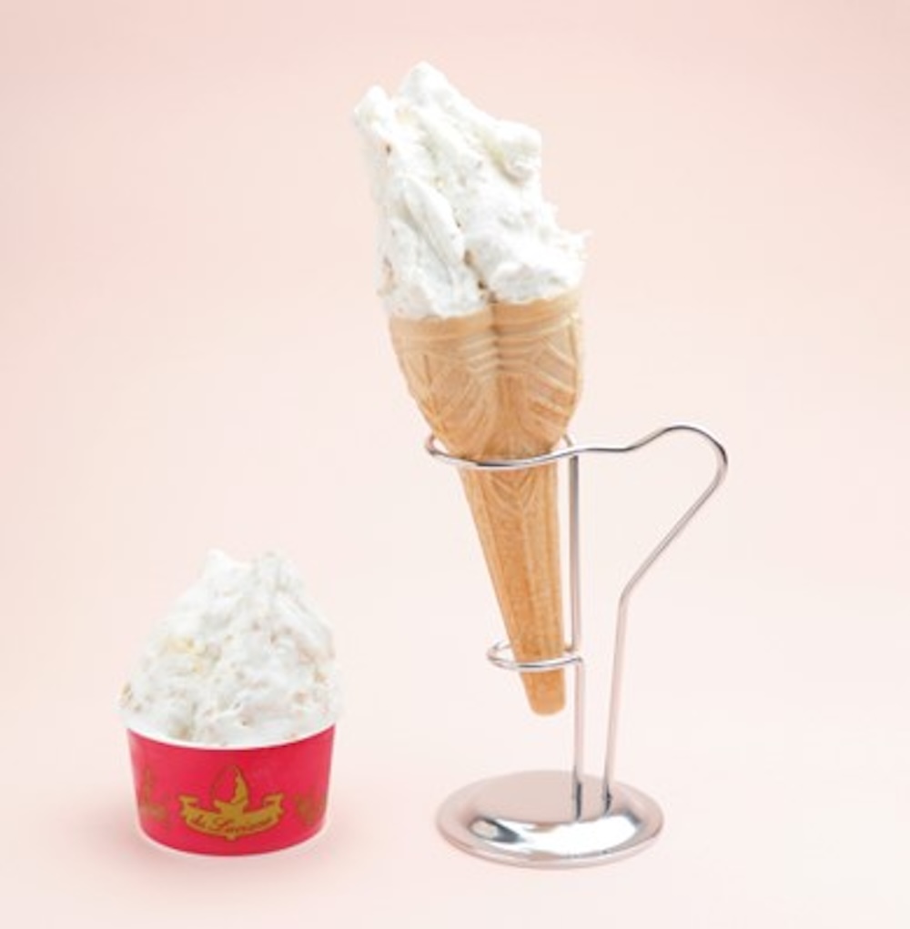 地下1階の「ダ ルチアーノ」で販売される「ピーチパイジェラート」682円
