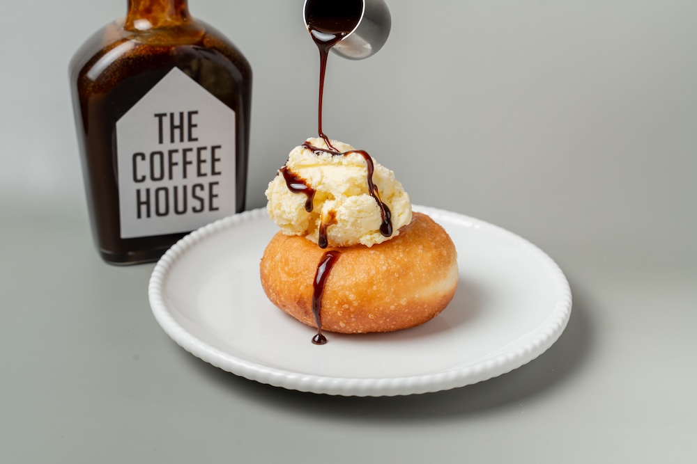 「Iced Affogato Donut」イートイン・税込み605円、テイクアウト・税込み594円