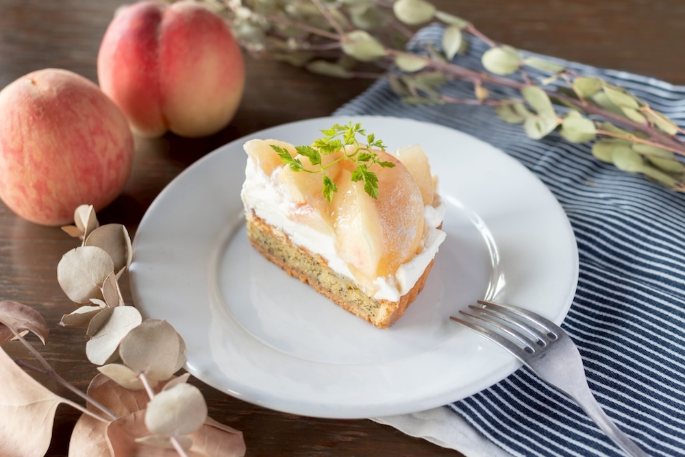 「桃と紅茶のレアチーズタルト」イメージ