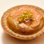 「焼きたてタルト ピーチアールグレイチーズ」イメージ
