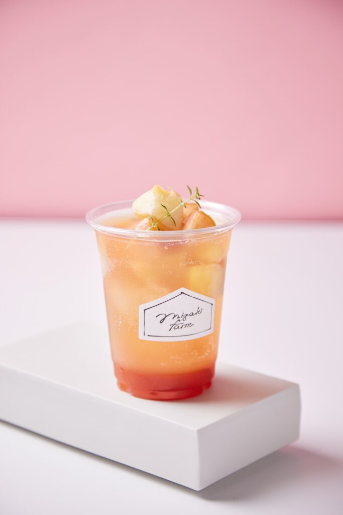 「白桃フローズンのティーソーダ」イメージ