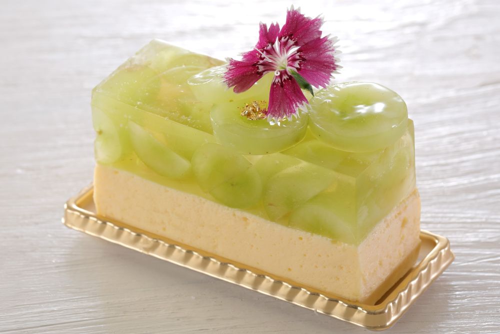 「マスカットのレアチーズ」税込み750円