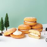 「ふんわりパンケーキサンド(あさぎりミルククリーム)」1個・税込み290円