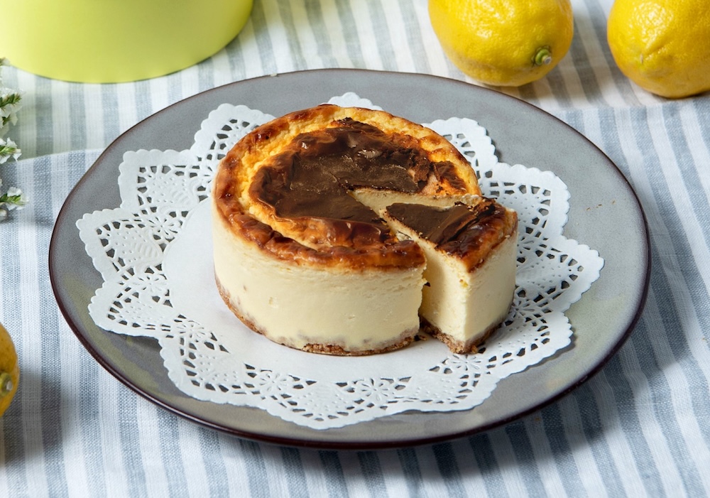「レモンバスクチーズケーキ」税込み3,780円