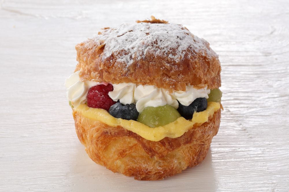 「マスカットとベリーのデニッシュ」税込み380円