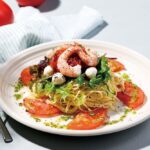 「エビとモッツァレラの冷製パスタ トマトシャーベットと共に」イメージ