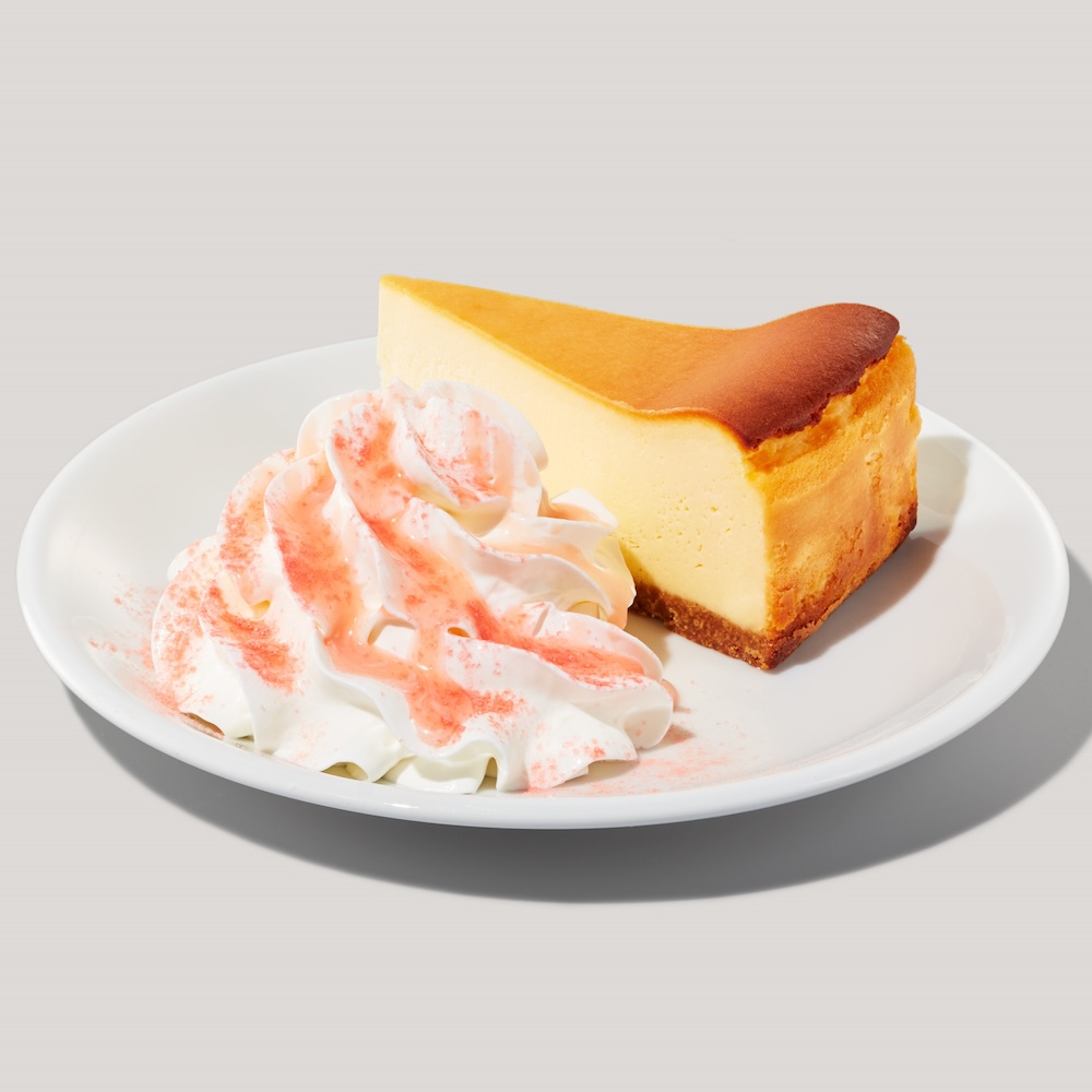 「へブンリー ピーチ ニューヨークチーズケーキ」税込み565円(店内利用のみ)