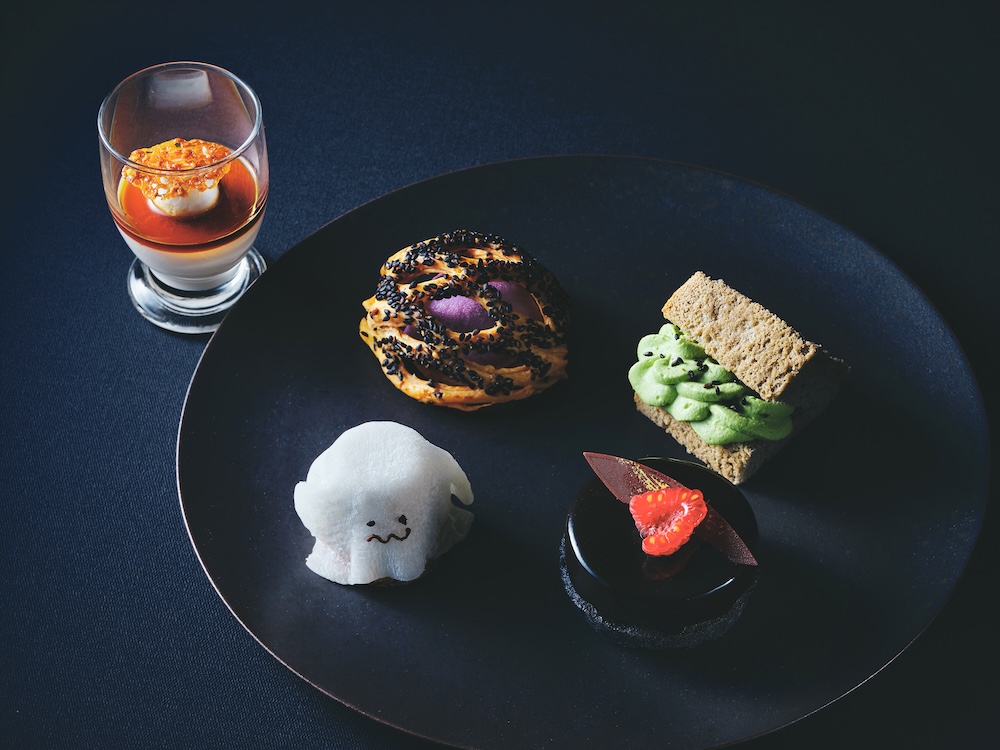 「漆黒のアフタヌーンティー～山田製油の黒ごまで楽しむHalloween&Autumn～」イメージ