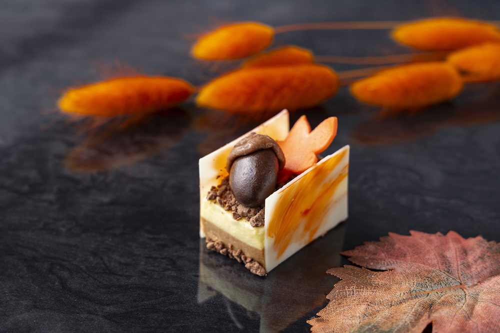 「栗と秋の味覚アフタヌーンティー『紅葉』」イメージ