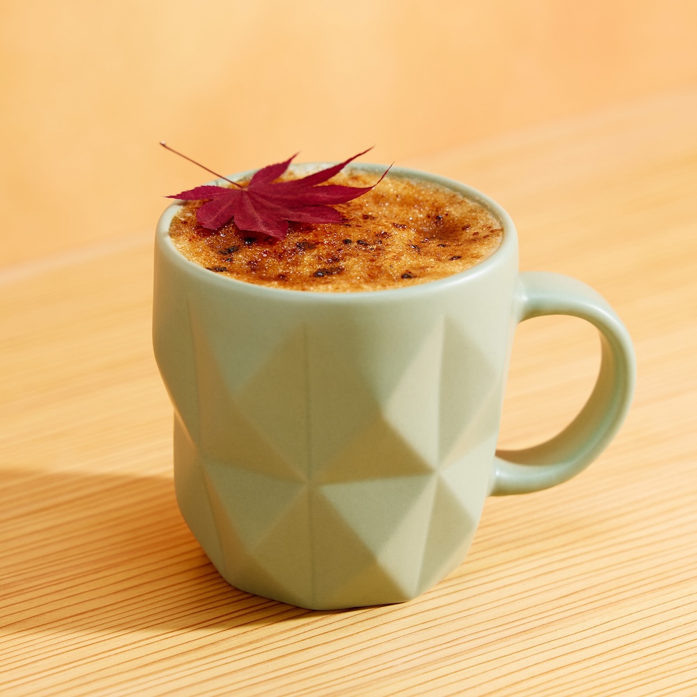 「もみじ ほうじ茶 ブリュレ ラテ」店内利用・税込み1,200円