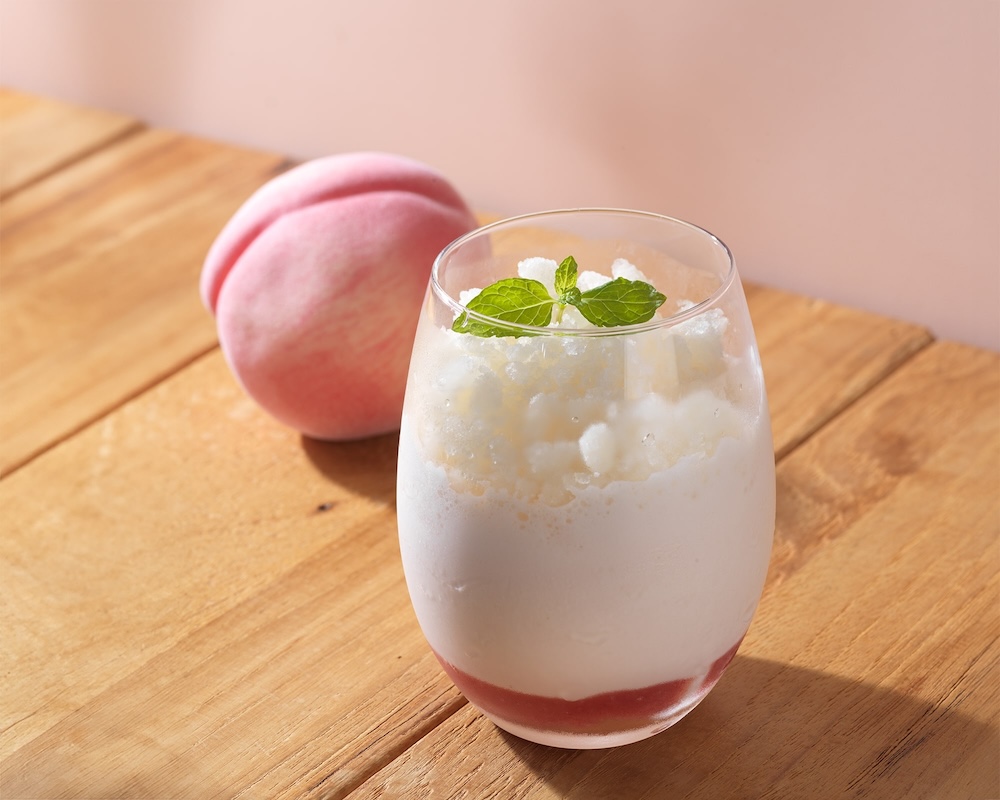 「桃のスムージー」税込み990円