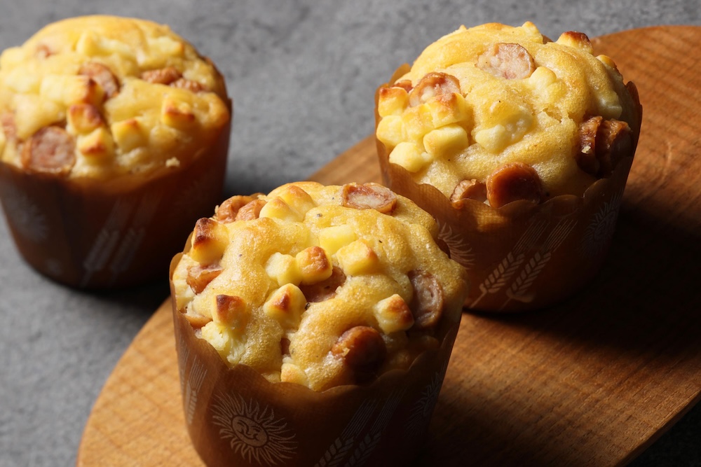 「あらびきポークとチーズのマフィン」税込み400円