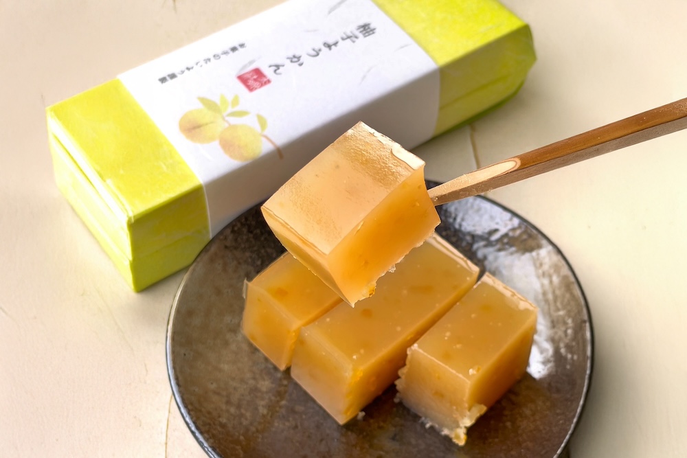 8月8日〜8月16日に販売される「柚子ようかん」税込み1,360円