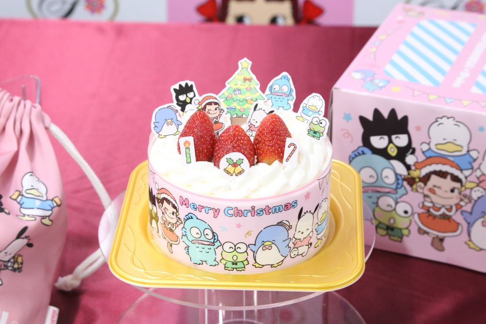 12月1日より発売する「クリスマスははぴだんぶいショートケーキ」税込み4,968円