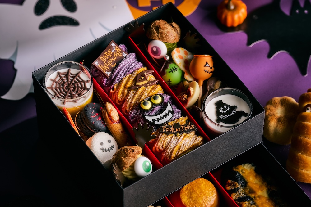 リニューアルした「ハロウィン アフタヌーンティー テイクアウト ボックス」税込み12,000円