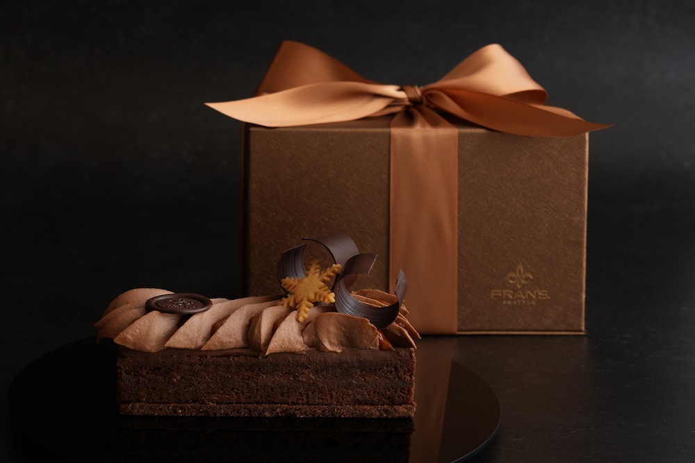 「2025クリスマスケーキ」イメージ