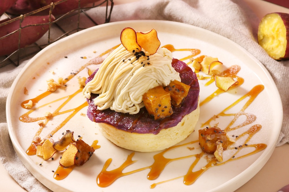 「紅はるかと紫芋のブリュレパンケーキ」イメージ