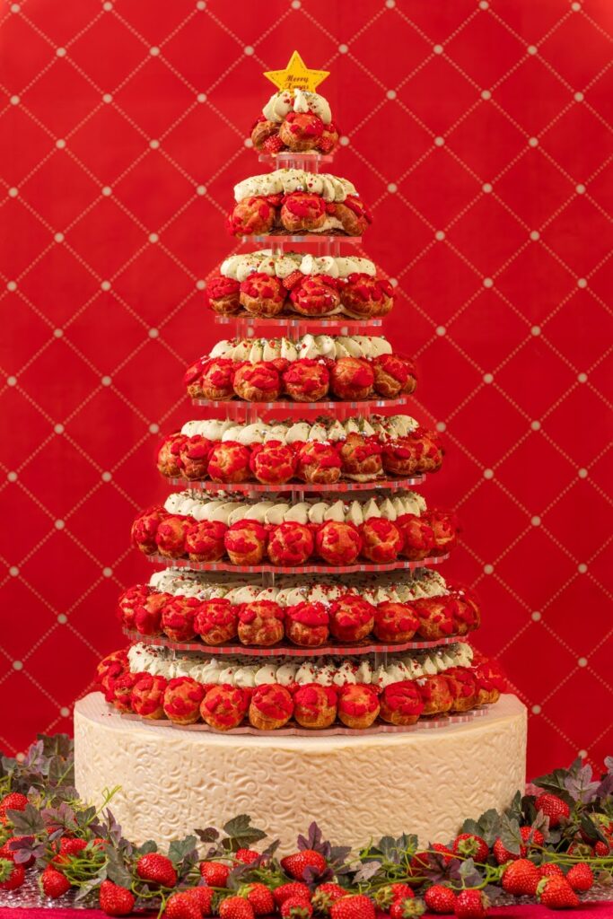 「クリスマス・スイーツビュッフェ【Very Berry X’mas！】～いちごが彩るクリスマス～」イメージ